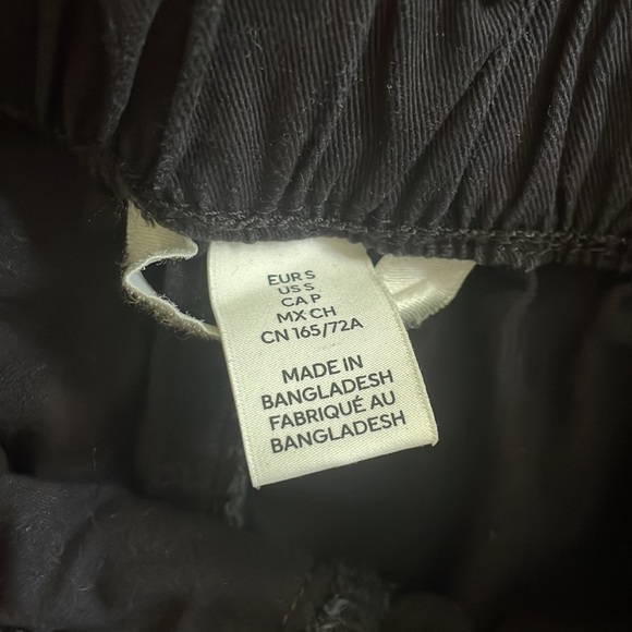 Cargo shorts - Picture 3 of 3